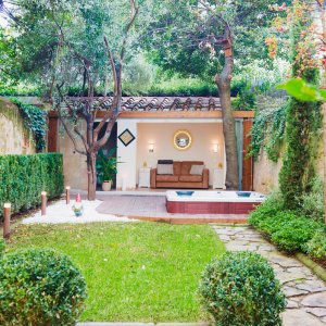 ORO ETRUSCO garden jacuzzi florence